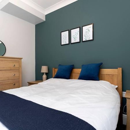 Modern 2 Bedroom Perfect For Family Friends And Workers Саут Шийлдс Екстериор снимка